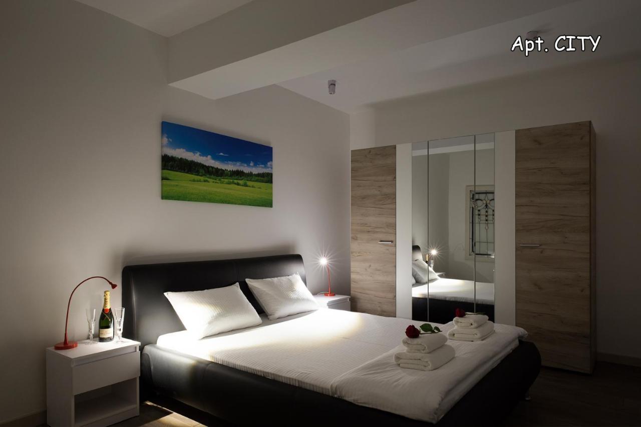 City Holliday Lux Belgrad Dış mekan fotoğraf